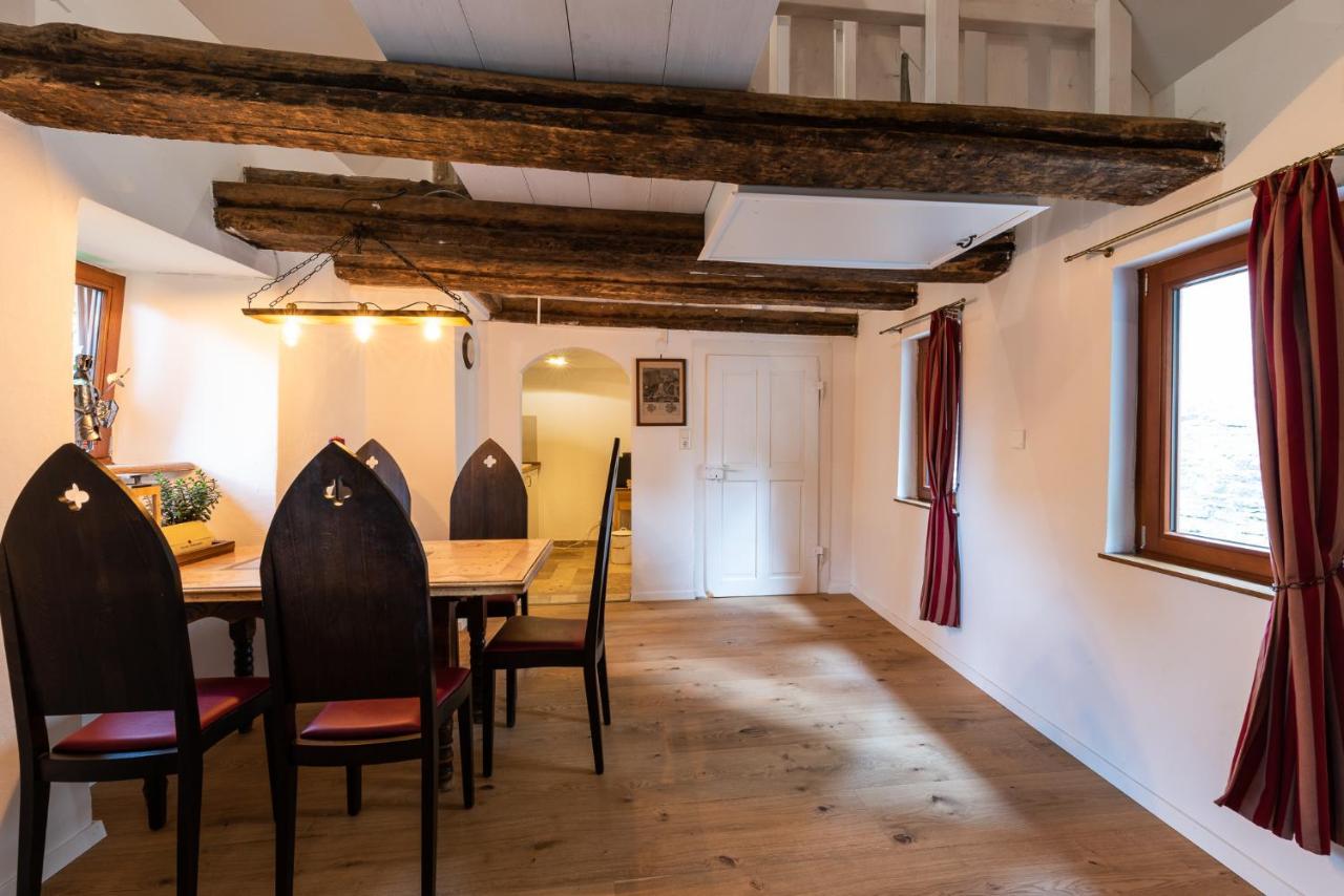 Wohnen Auf Der Ritterburg Vila Haßmersheim Exterior foto